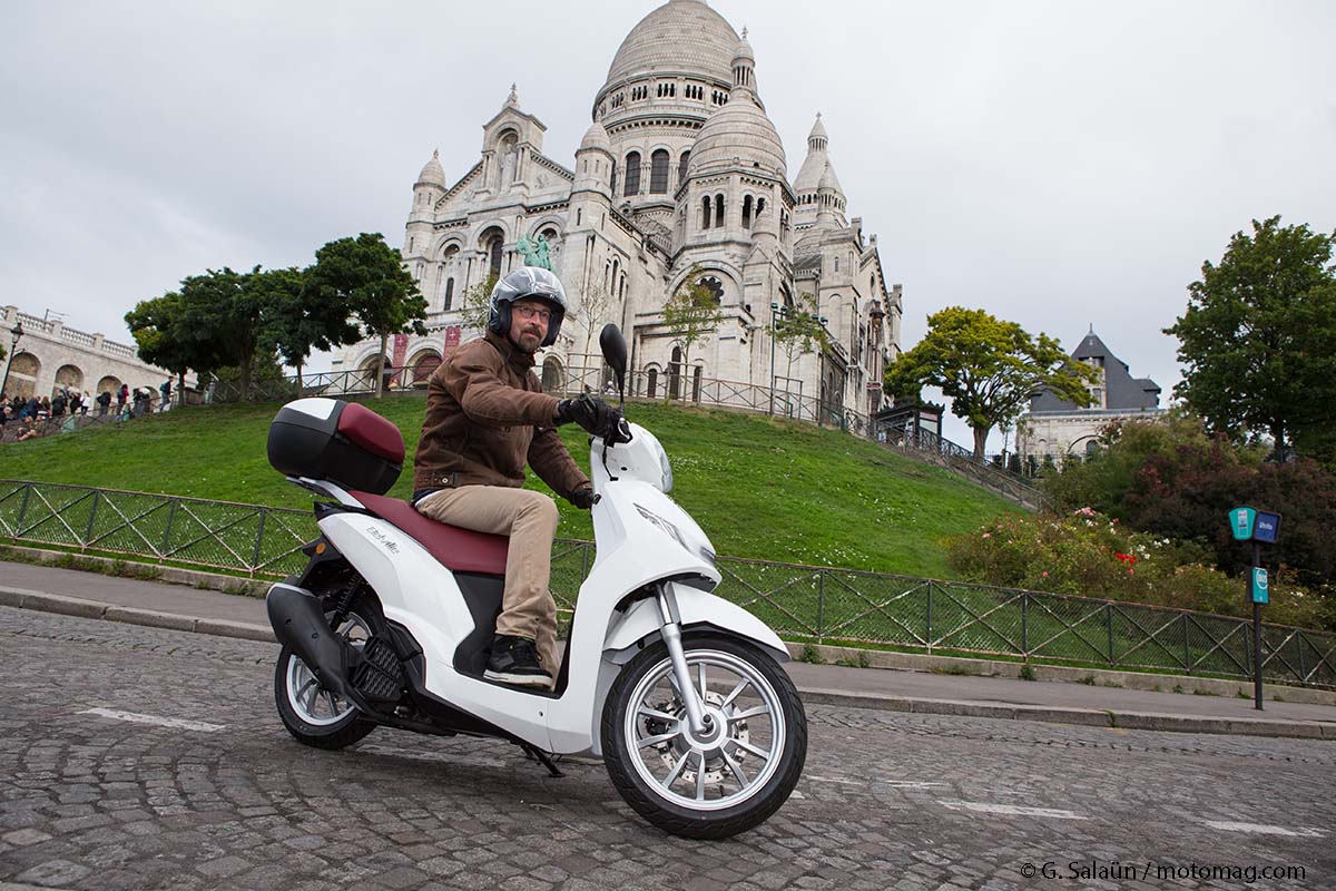 Essai scooter Peugeot 125 Belville : à l'aise en (...)