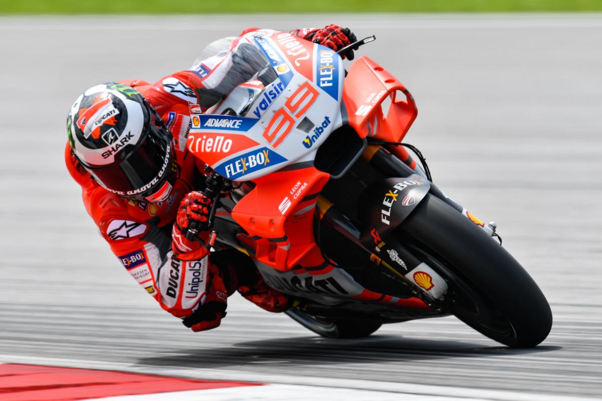 MotoGP : Lorenzo gagne sa première course avec Ducati au (...)