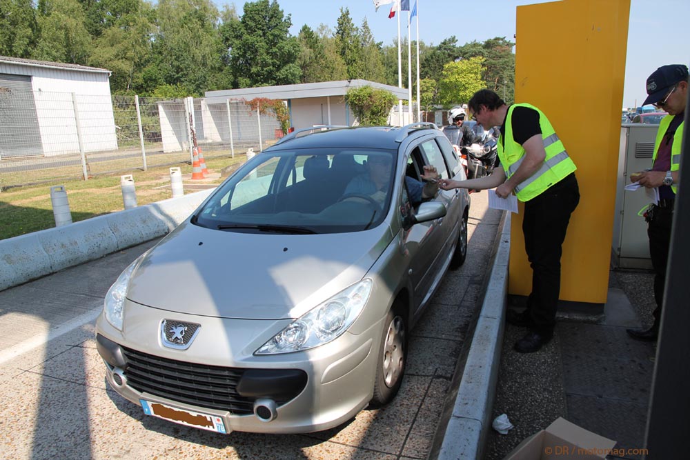 Action de sensibilisation des FFMC d'Ile de France (...)