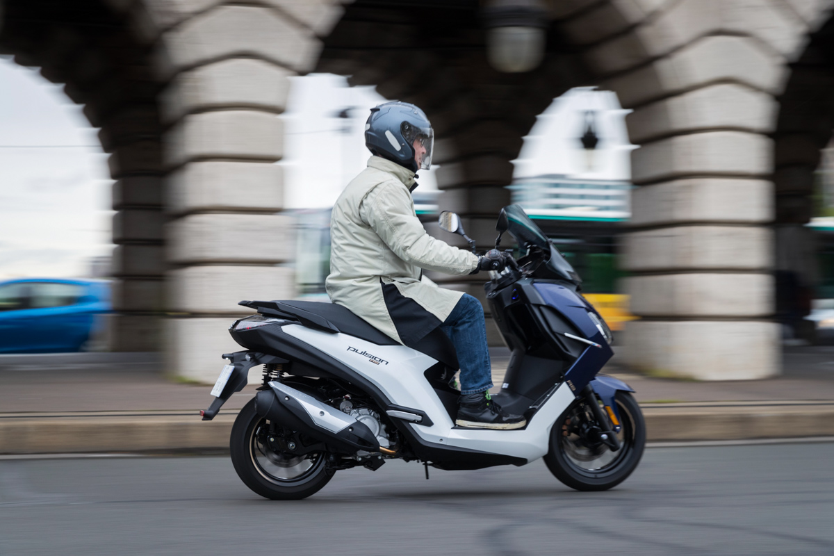 Essai Peugeot Pulsion : le scooter de la reconquête