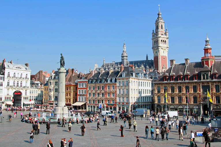 La ville de Lille interdit le stationnement des motos (...)