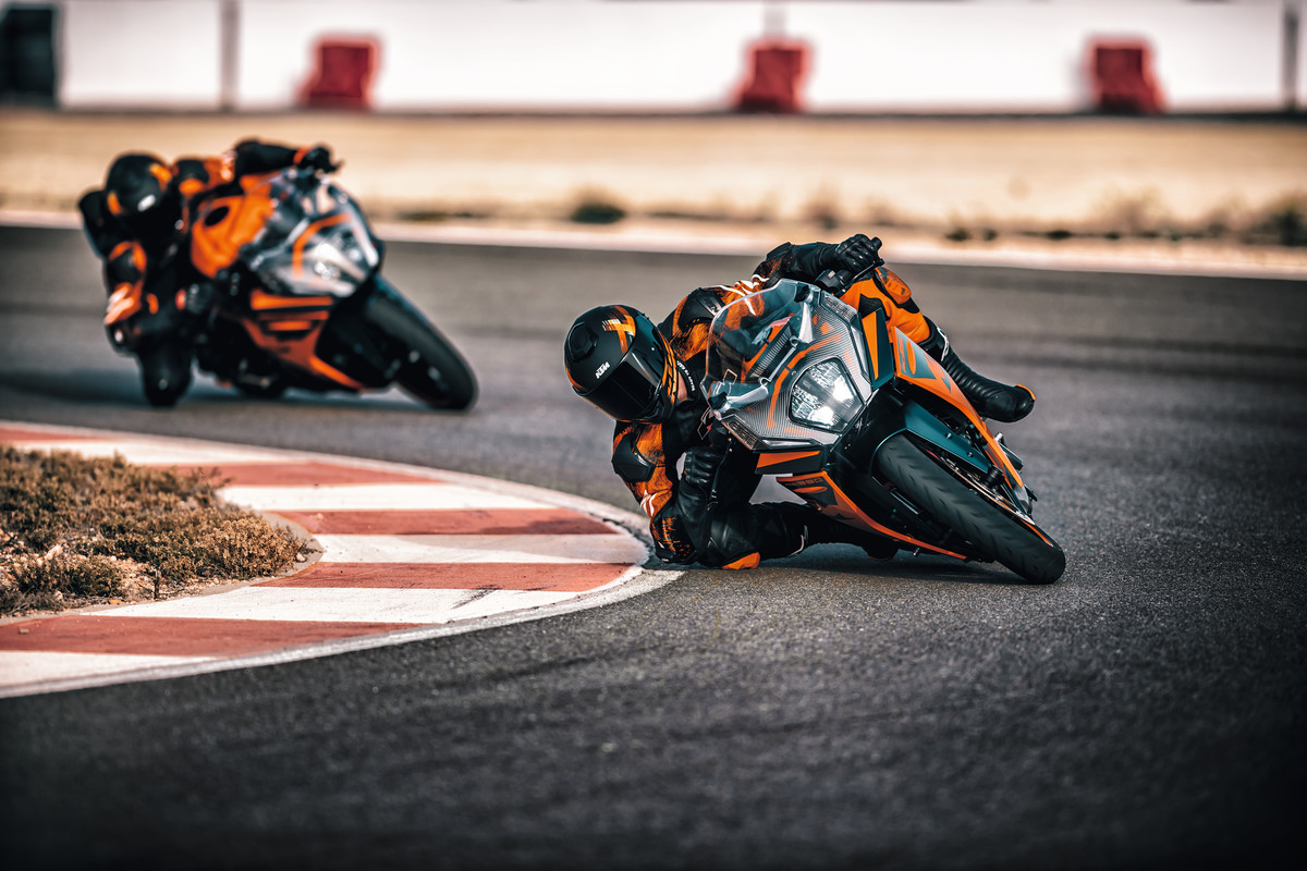 KTM met sa gamme RC aux couleurs de la piste