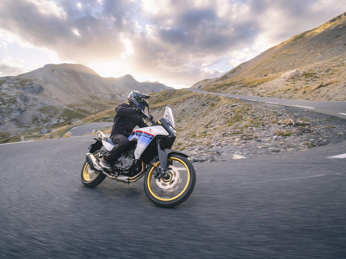 [EICMA 2022] Honda dévoile enfin sa nouvelle XL750 (...)