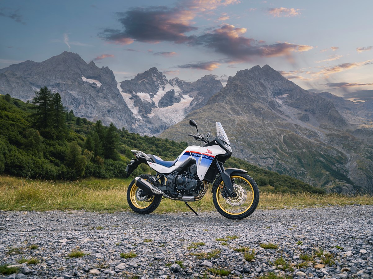 Honda Transalp et CL500 2023 : voici les prix