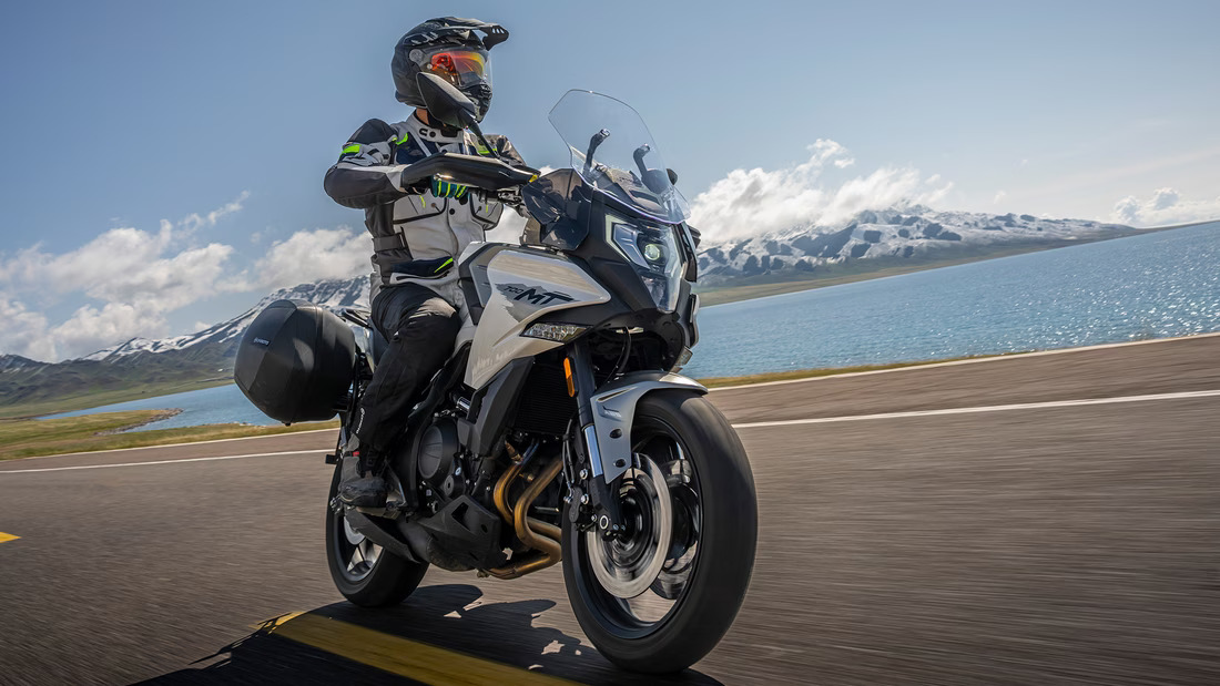CFMoto dévoile sa nouvelle 700 MT
