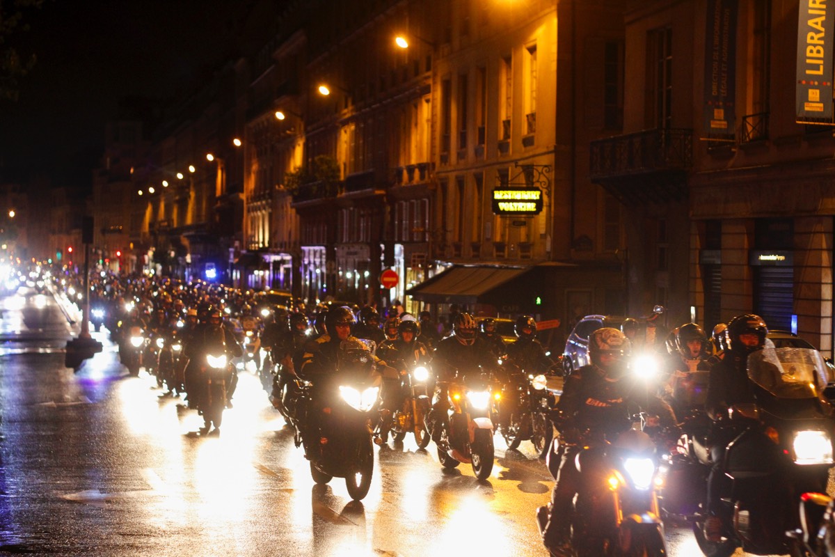 Un projet d'interdiction des motos et scooters la (...)