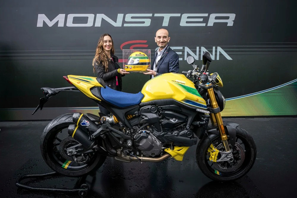 Ducati présente sa Monster 950 Senna Edition