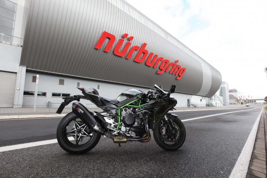 La moto sur le Nürburgring, c'est fini... ou presque (...)