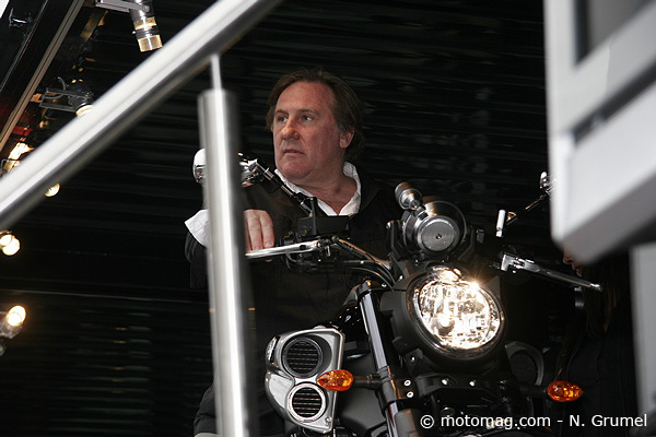 Depardieu à moto : Obélix roule pour les Jap's (...)