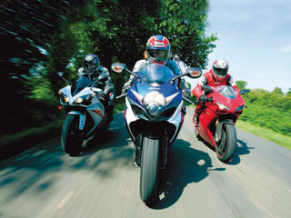 Comparatif Ducati 1098 S / Suzuki GSX-R 1000 / Yamaha (...)
