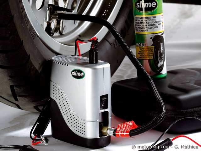 Pneus moto : prévenir la crevaison avec le kit Slime Smart ()