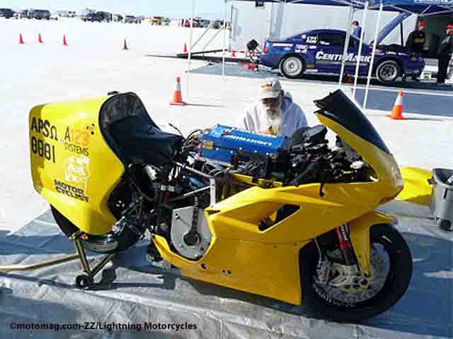 267km/h pour une moto électrique à Bonneville