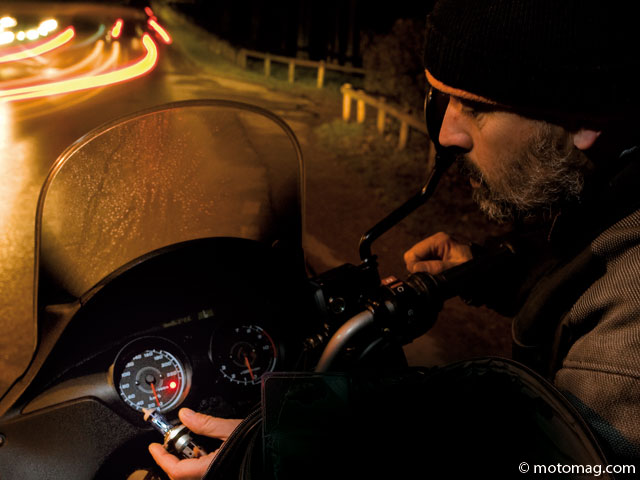 Méca moto : remplacer ses lampes avant la panne