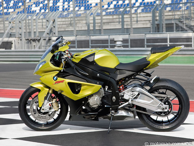 BMW S 1000 RR : la meilleure pour desservir la table ! (...)