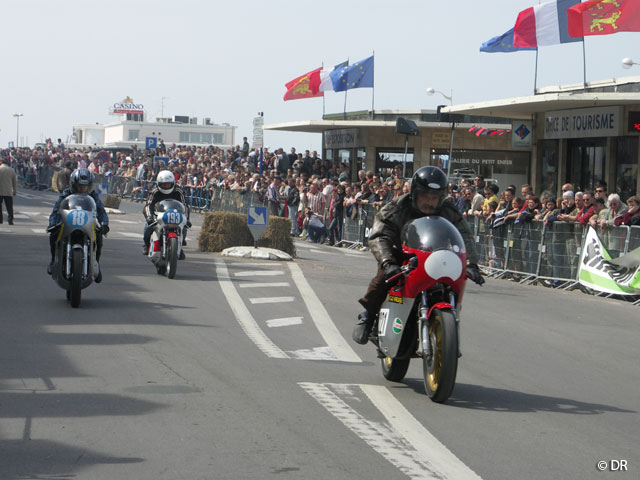 Moto rétro : le Grand Prix de Luc-sur-Mer