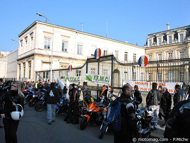 Manif moto du 13 mars : Bourg-en-Bresse (01)