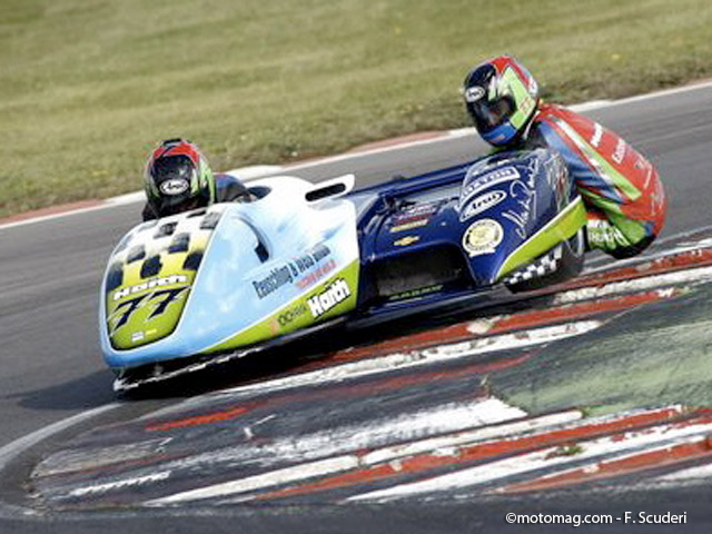 Championnat du monde side-car à Schleizer : les Français (...)