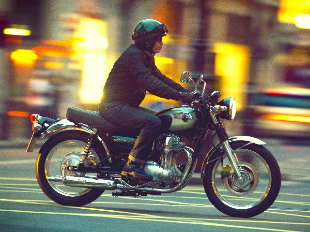 Nouveautés 2011 Cologne : Kawasaki W 800