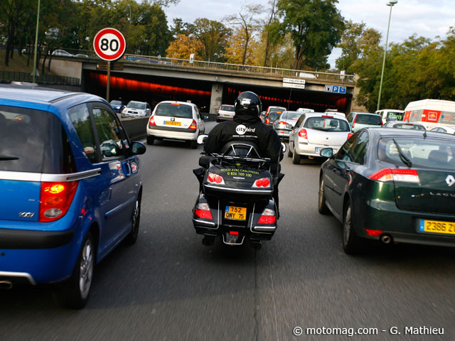 La profession de moto-taxi encadrée par un décret