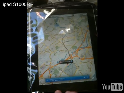 Un iPad sur sa BMW S 1000 RR