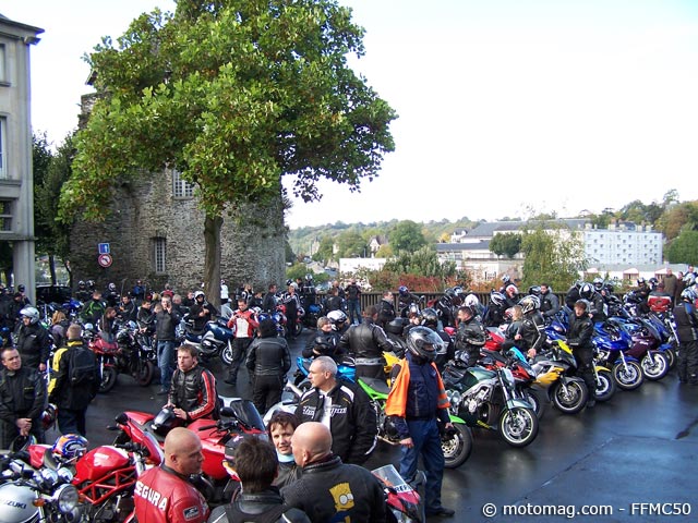 Manif FFMC 14 et 50 : 450 motos devant la préfecture de (...)
