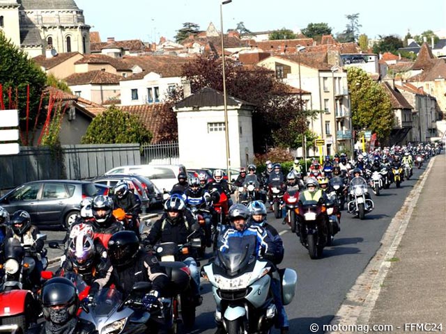 Manif moto Dordogne (24) : 750 motards à Périgueux