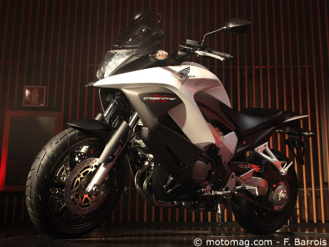 Nouveautés 2011 à Milan : Honda 800 Crossrunner