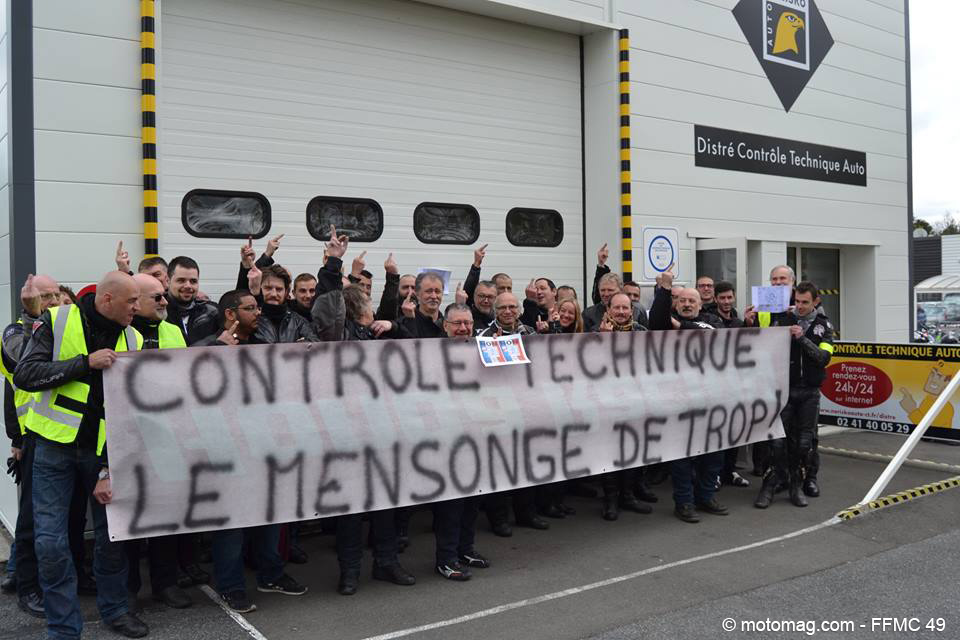 Manif FFMC 49 700 motards dans le MaineetLoire Manif FFMC 49 700 motards dans le MaineetLoire