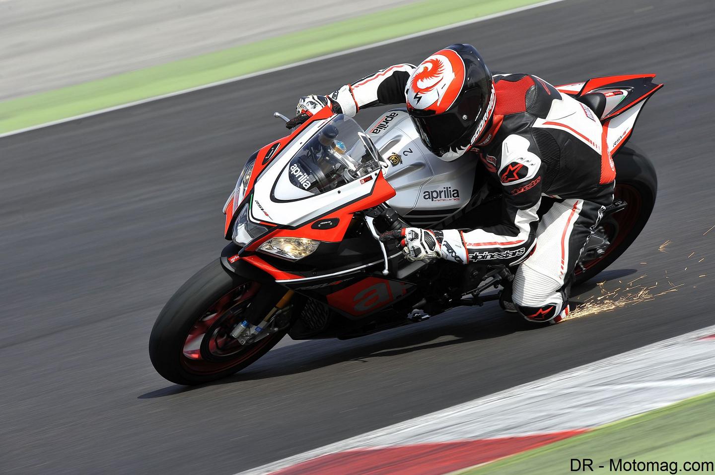 Aprilia RSV4 1000 RF : puissance et volupté