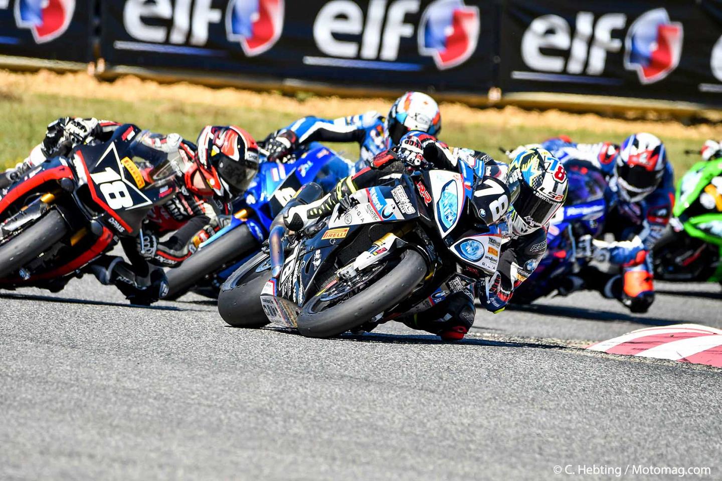 Le Superbike enflamme le Circuit de Pau Arnos (...)