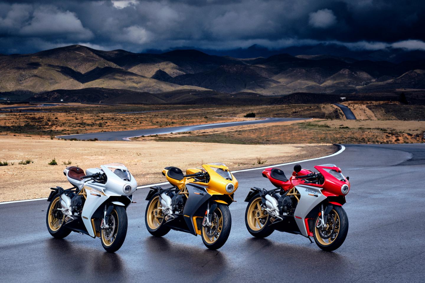 MV Agusta Superveloce 2021 : Euro 5 et nouvelle (...)
