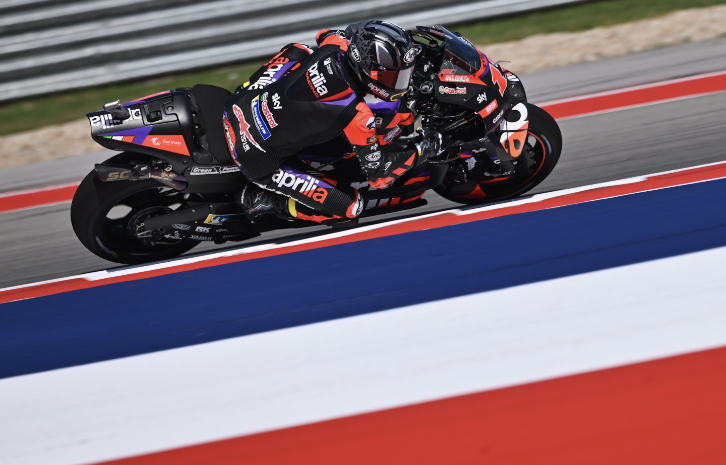 MotoGP : Maverick Viñales intouchable dans la sprint aux (...)