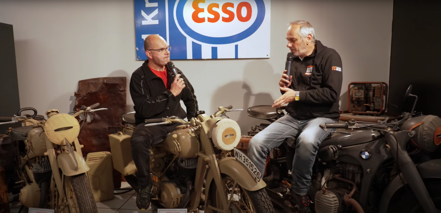 Les "autres" motos de guerre du 6 juin 1944 : (...)