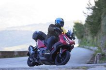 Essai Honda ADV 350 : quand Daktari descend en (...)
