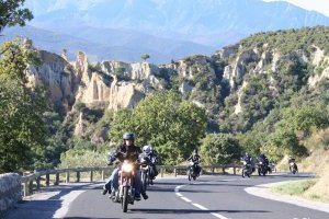 6e Automnale Royal Enfield : la Catalogne au (...)