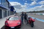 Motomag chez Direct Auto : Ducati Panigale V4 S contre (...)