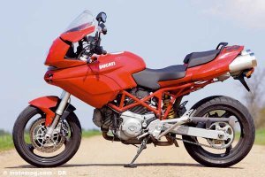 Ducati 620 Multistrada : carte d'identité