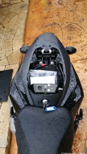 Suzuki GSX-S 750 : petit coffre sous la selle
