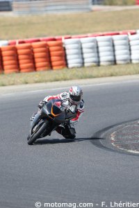 Essai KTM RC 250 R : facile en courbe !
