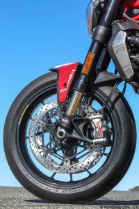 Ducati Monster 1200 R : suspensions Öhlins