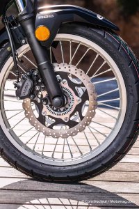 Kawasaki Versys 300 X : frein avant à revoir