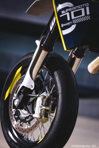 Husqvarna 701 SM : gros freinage