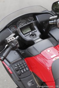 Essai Honda 1800 F6B : instrumentation