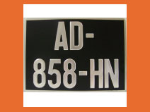 Plaque moto de collection : noir toujours