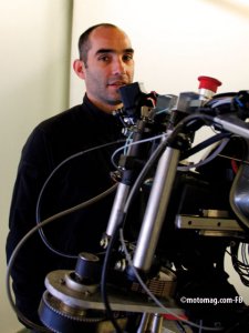 Simulateur de conduite moto : l’oeuvre d’un chercheur