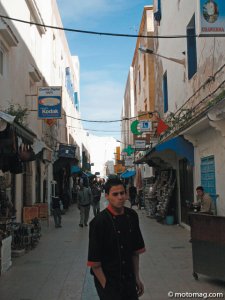 La longue route : babioles marocaines