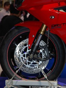 Triumph 675 Daytona 2013 : freinage ABS