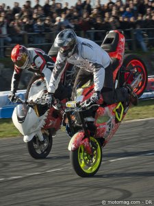 Stunt Bike Show Bordeaux : duel en stoppie