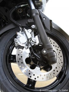 Essai Yamaha 250 X-Max : freinage