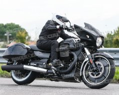 Photo volée : le bagger de Moto Guzzi est presque (...)